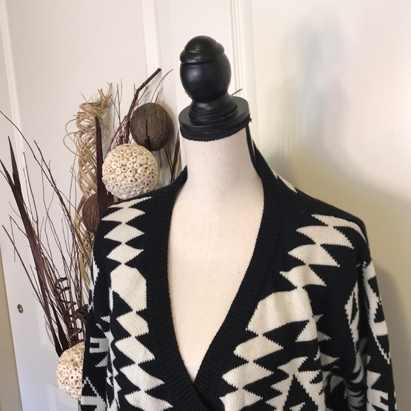 Ci Sono Cardigan Sweater - Picture 2 of 5